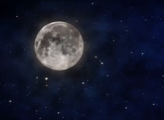 تروي مغنّية الراب Diam’s تجربتها قبل اعتناقها الإسلام (باللغة الصينية)